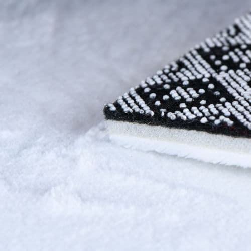 Puffy Rug details
